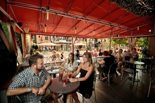 Внешний вид отеля Petit Hôtel Café Krieghoff в Квебеке, фото 3