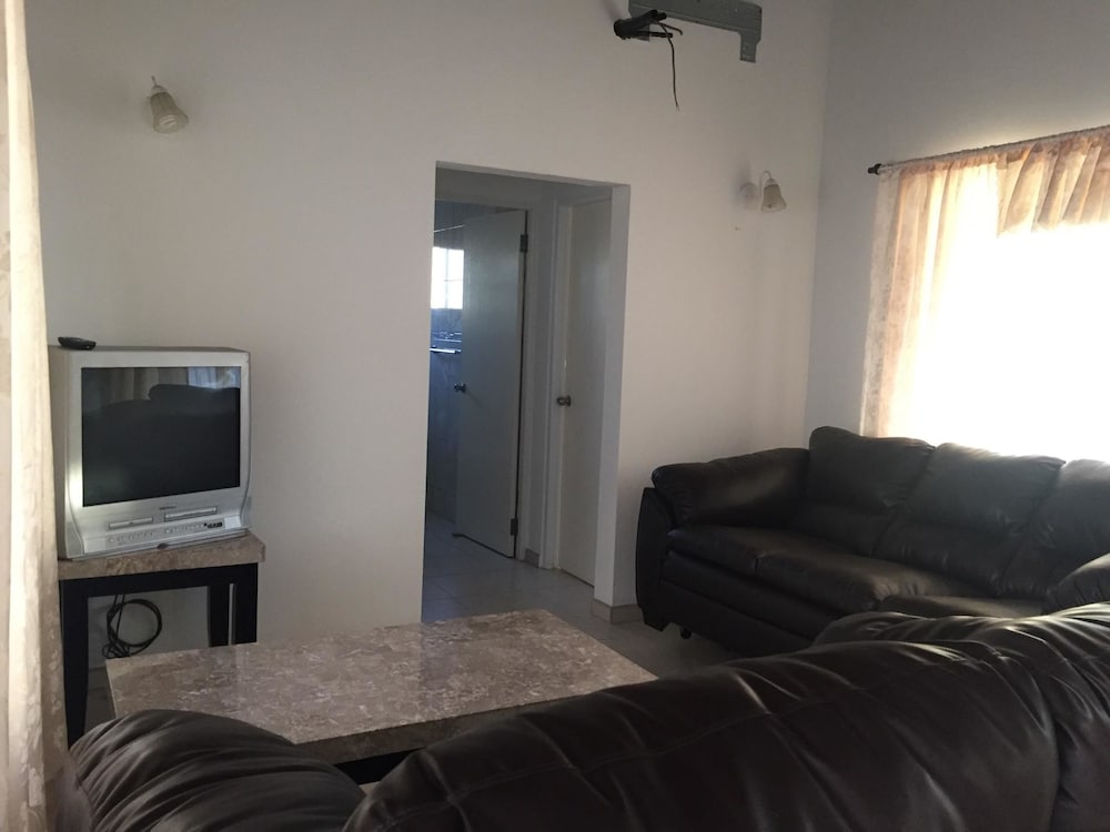 Фото Fitz Aruba 2 Bedroom Home