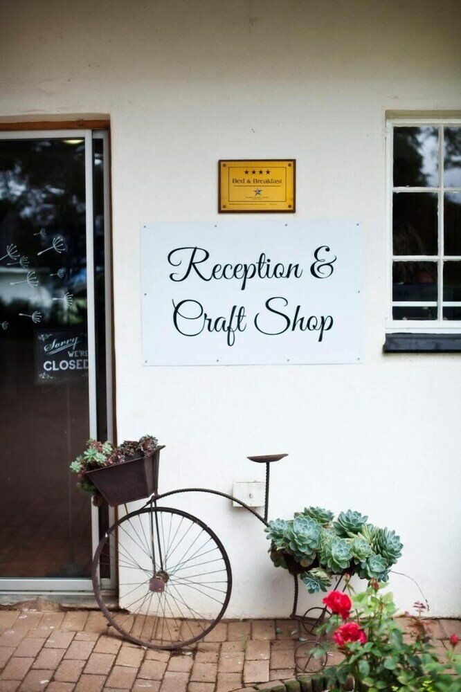 Фото Dusk to Dawn Guesthouse