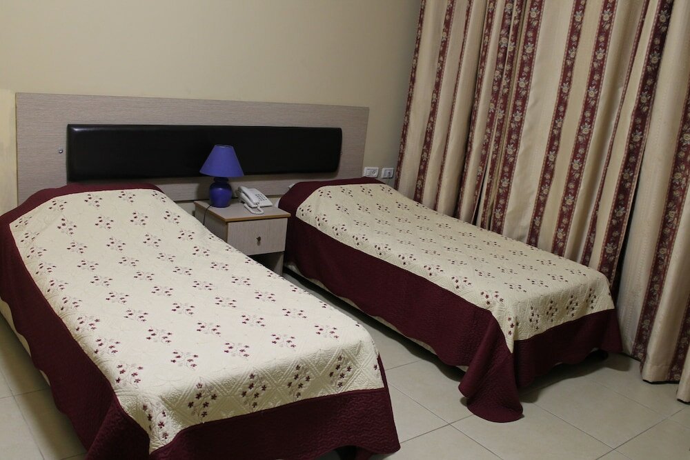 Фото Alexander Hotel