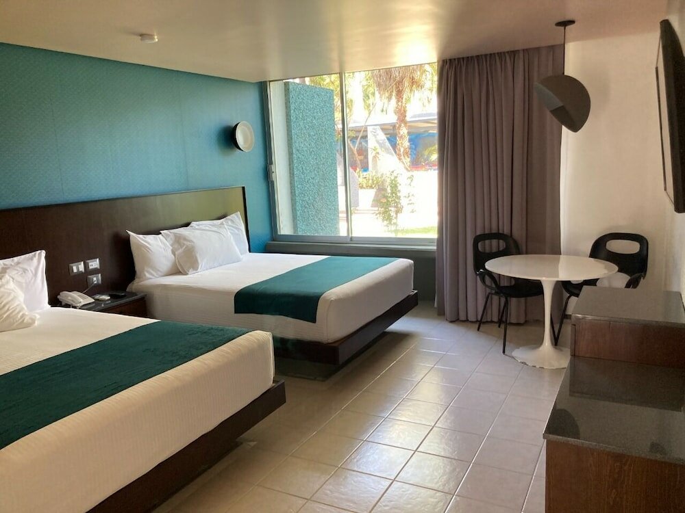 Фото Hotel Balneario Parque Acuático La Caldera