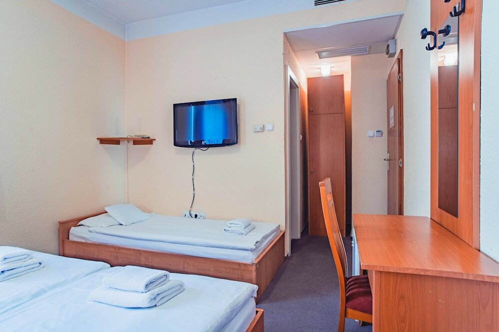 Фото Homoky Hotels Bestline Hotel