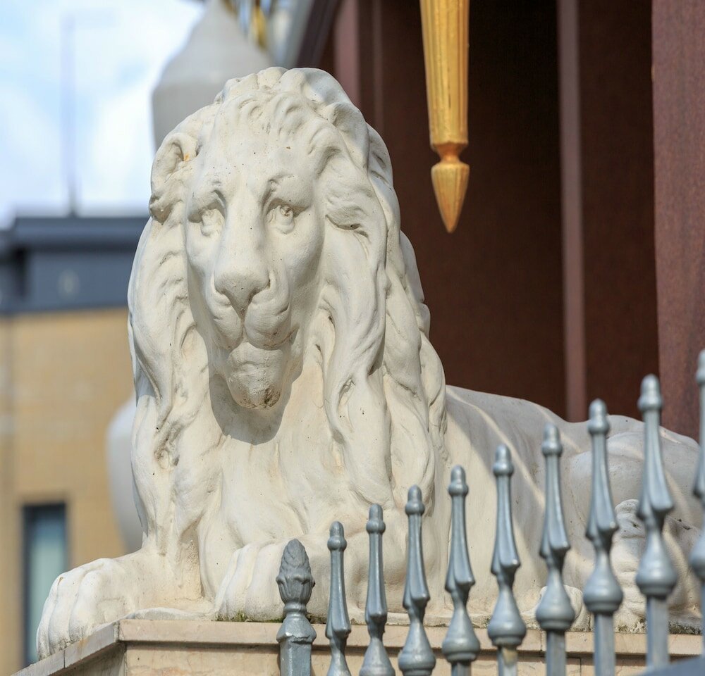 Фото The Lion & Key Hotel