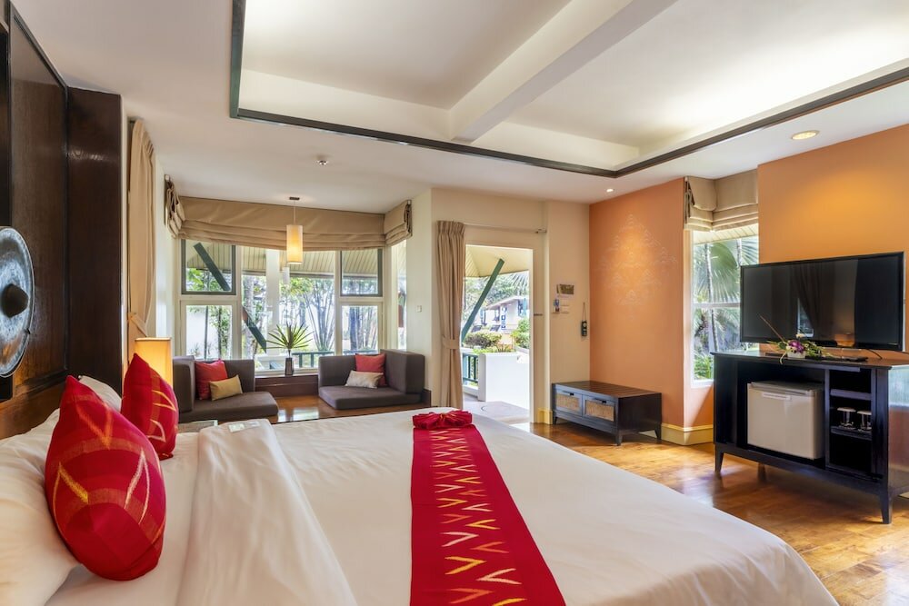 Фото Baan Khaolak Beach Resort