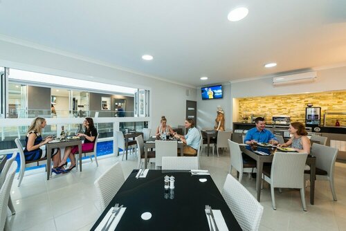 Гостиница Athena Motel Apartments в Тувумбе