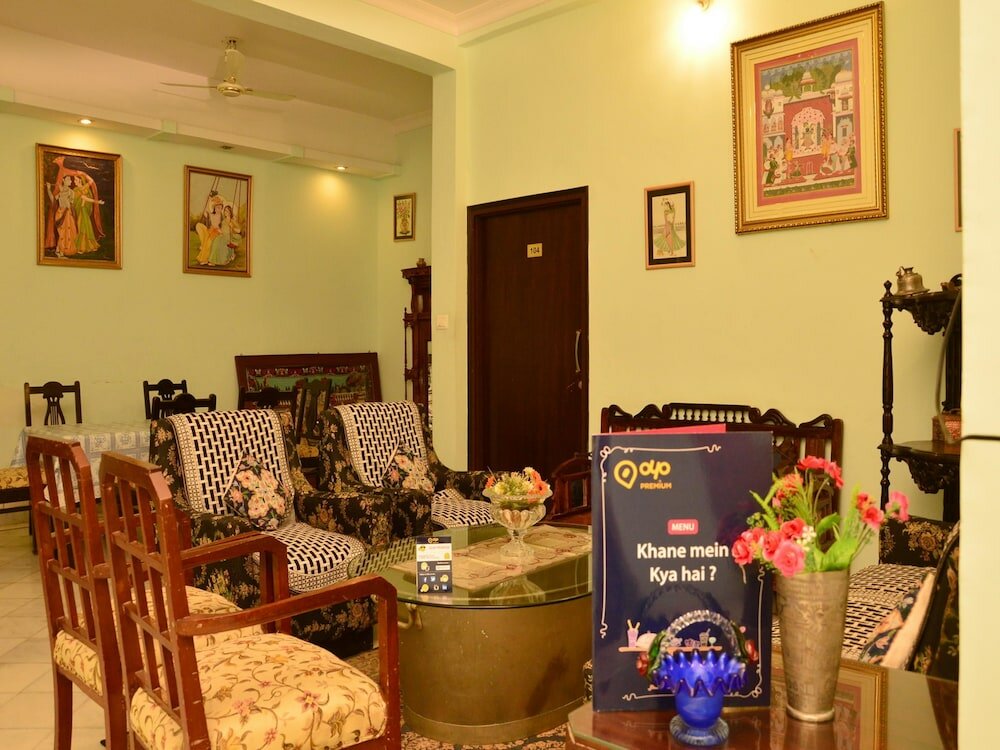 Фото Oyo 2689 Hotel Karan Villas