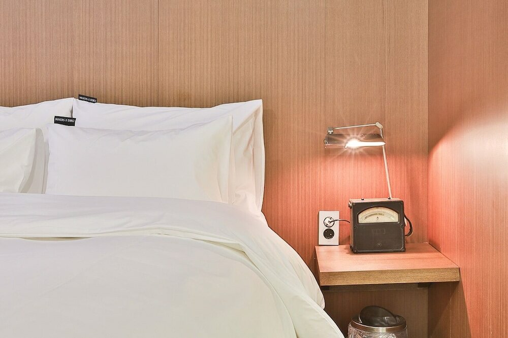 Фото Jongno Makers X Pretty Hotel