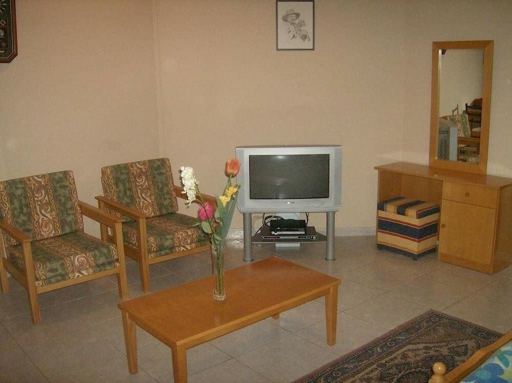 Фото Rantzo Holiday Apartments