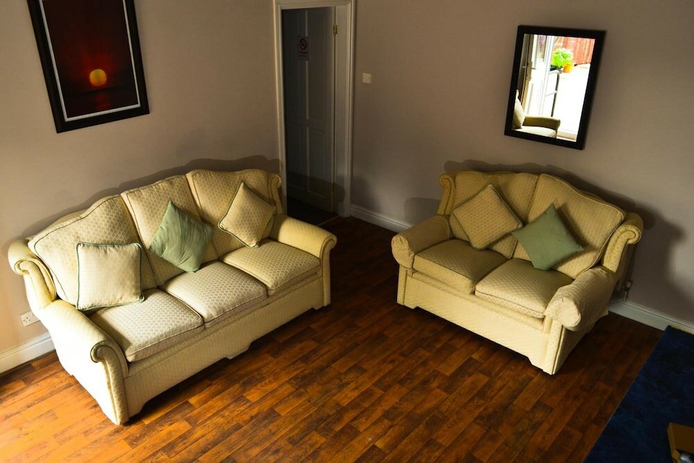 Фото The Manor Guesthouse