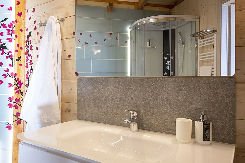 Фото DalaiLama Village