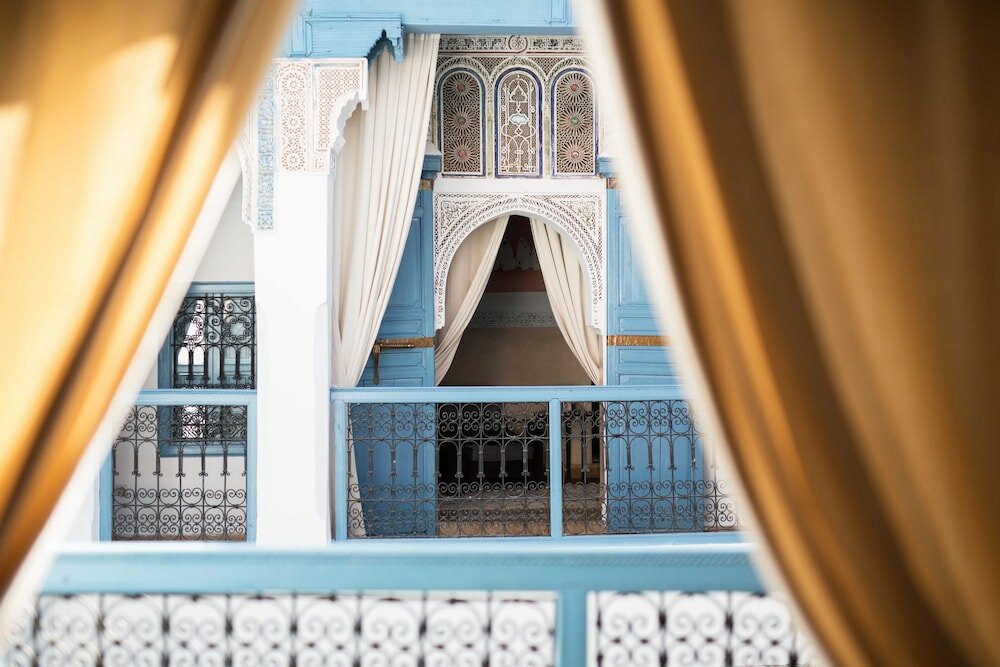 Фото Riad Assala