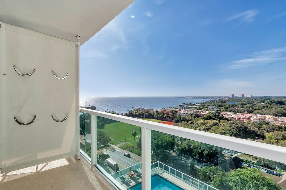 Фото Private Residences at Hotel Arya by SoFLA Vacations