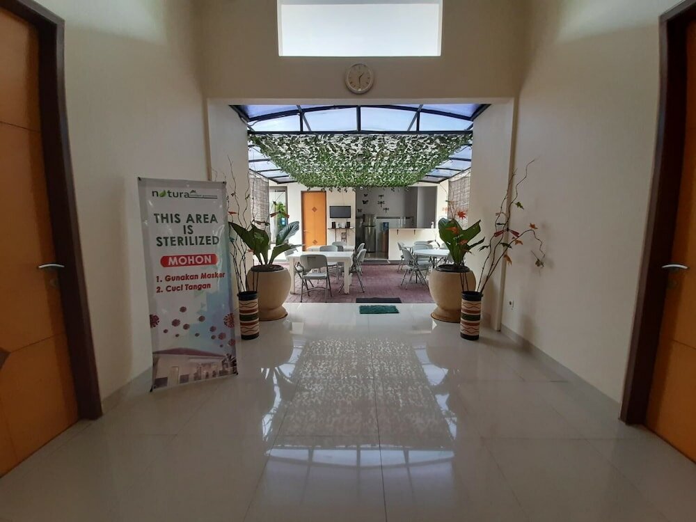 Фото Natura Rumah Singgah Guest House