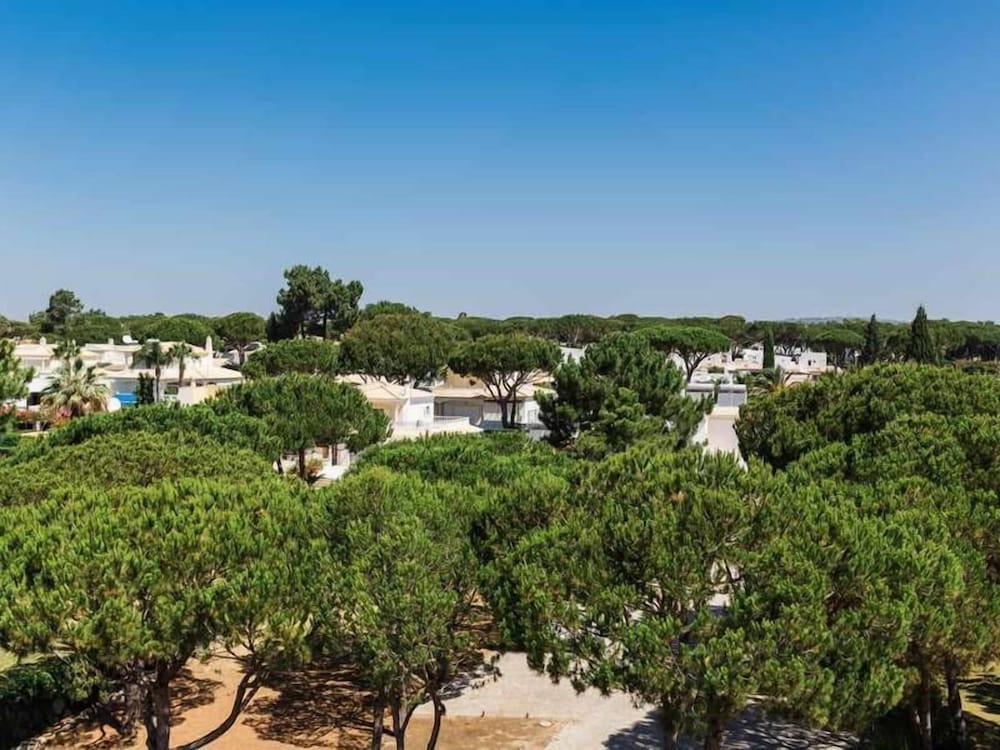 Фото Vilamoura Garden Hotel
