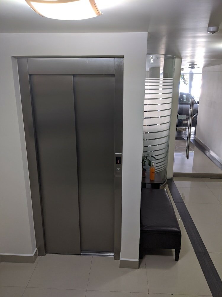 Фото Grupo Kings Suites Alfredo de Musset