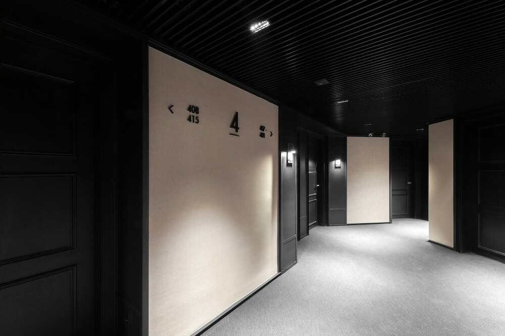 Фото The Corner Hotel