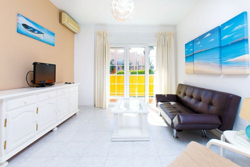 Фото Apartamentos Turísticos Almoraide