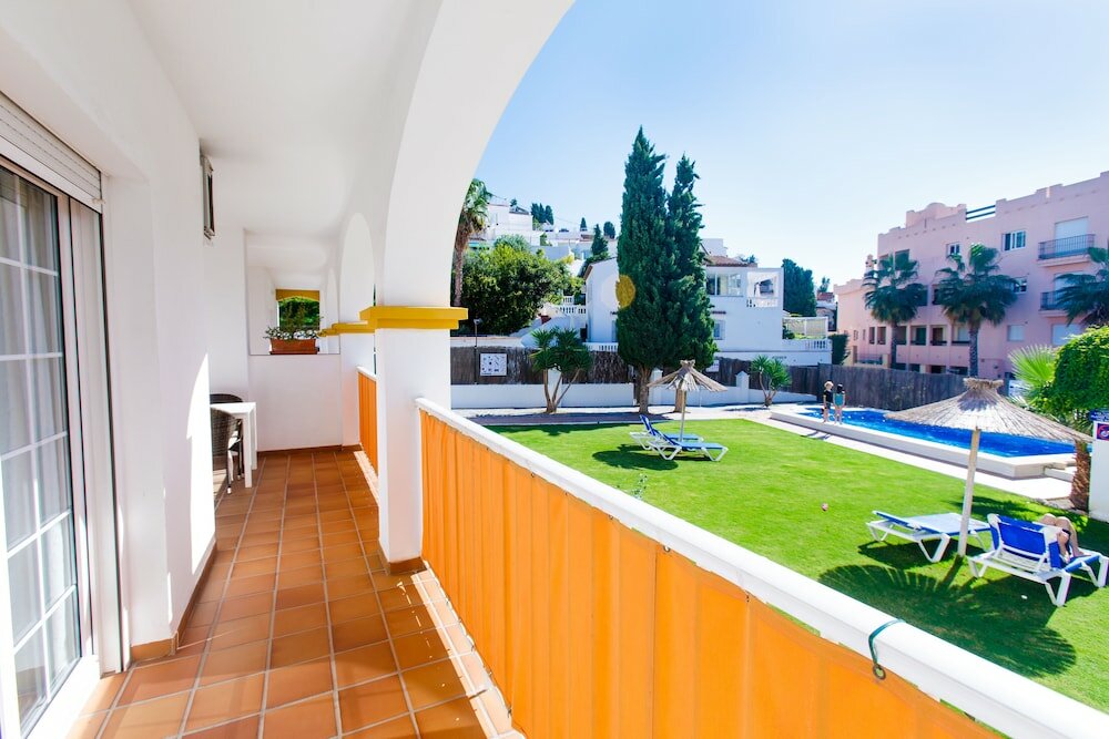 Фото Apartamentos Turísticos Almoraide