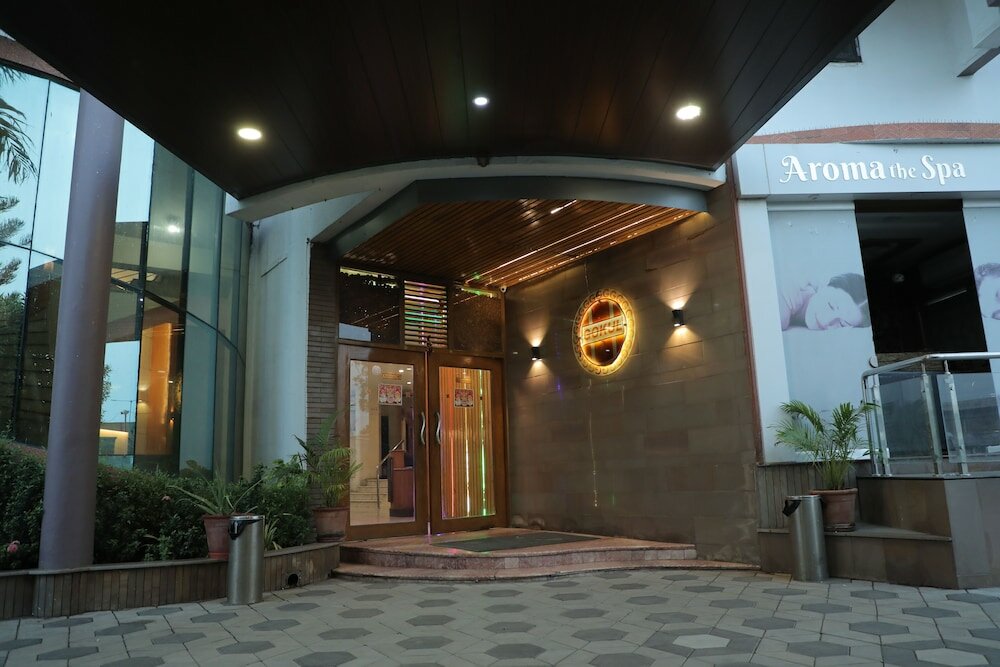 Фото Hotel Gokul