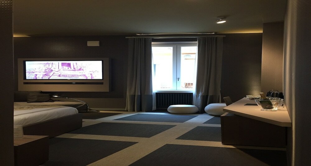 Фото Private Luxury Suites