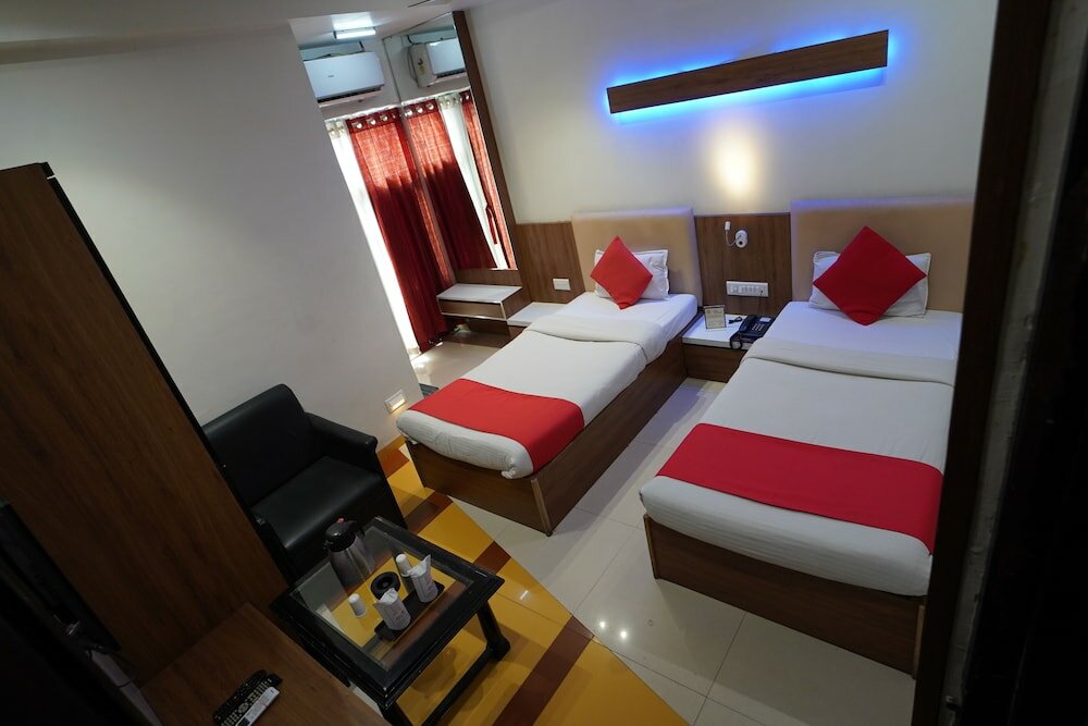 Фото Hotel Gokul