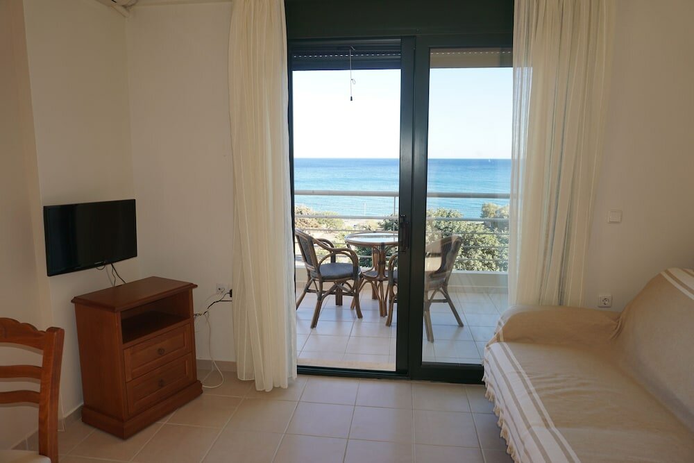 Фото Portela Apartments Kampoula