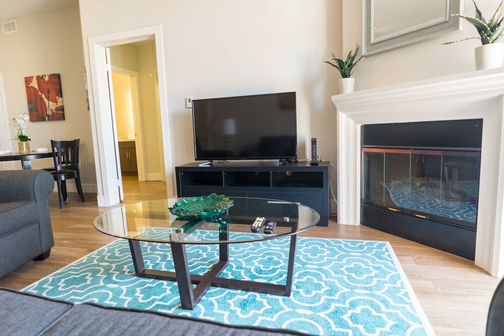 Фото Glendon Apartments