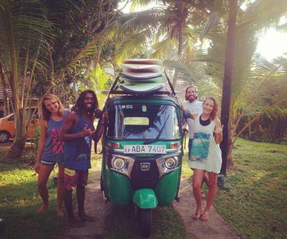 Фото Surf & Yoga Mirissa