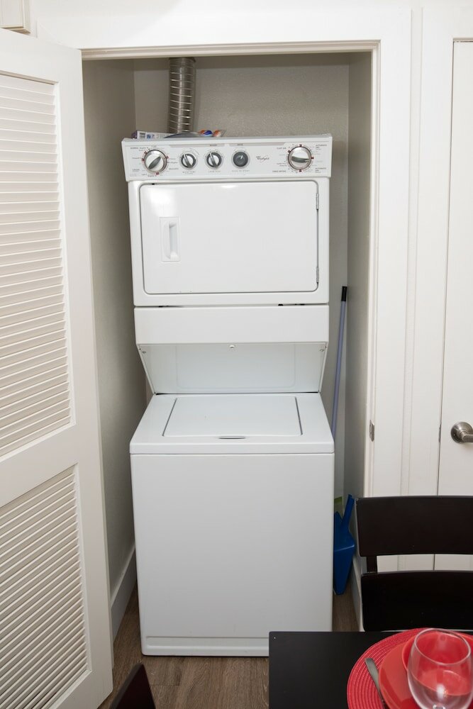 Фото Glendon Apartments