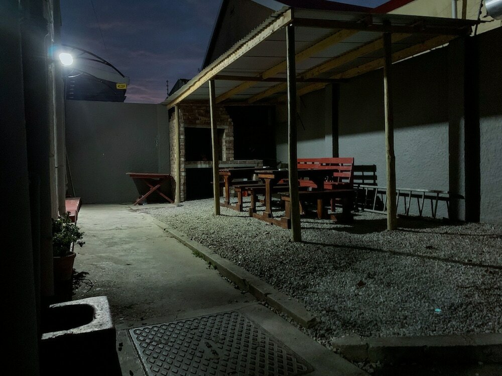 Фото Kingsworth Inn - Port Elizabeth