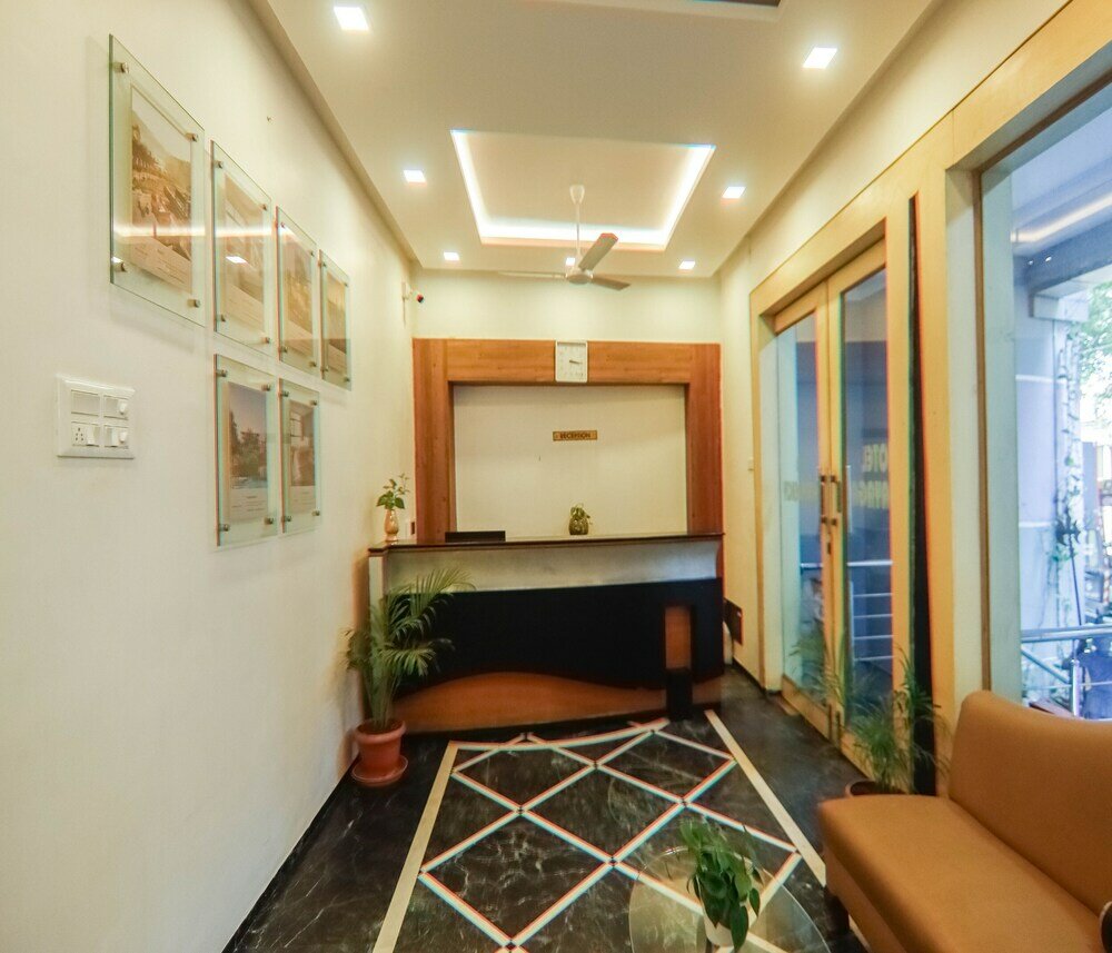 Фото отеля 2