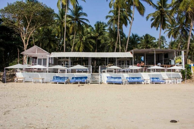 Гостиница Cafe Del Mar Cottages And Rooms в Канаконе