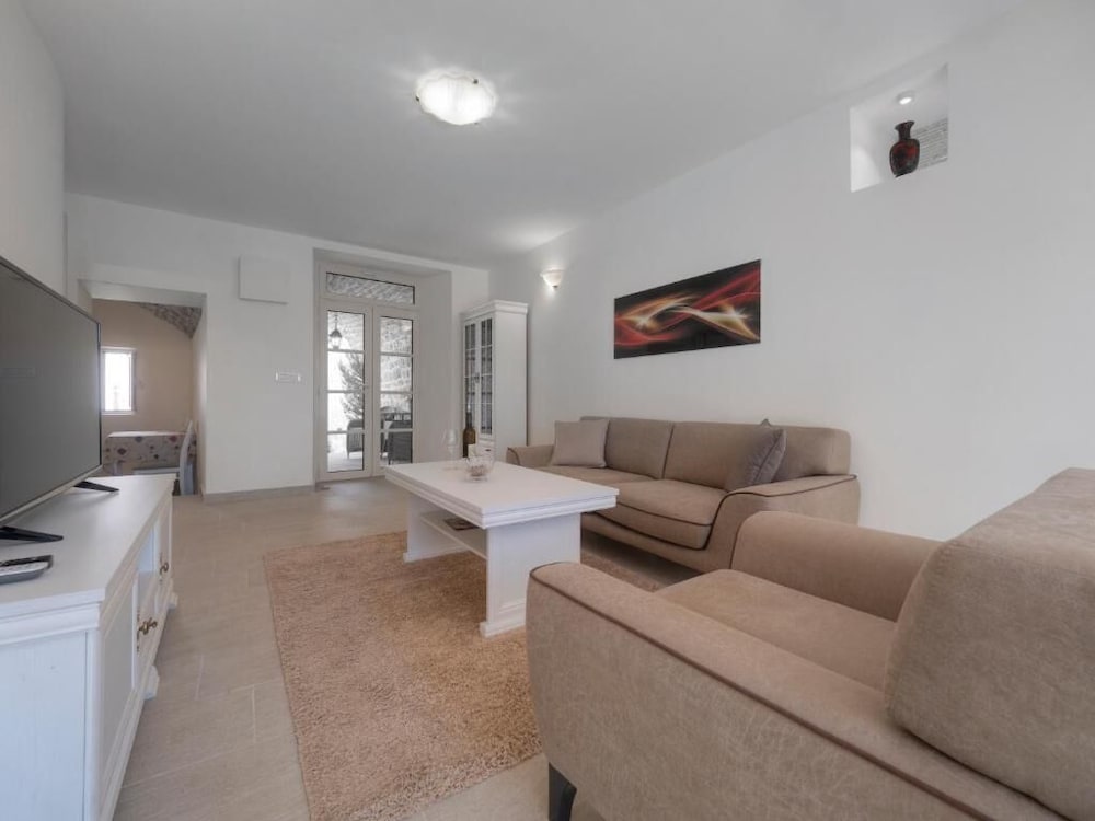 Фото Amfora Family Apartments Rezevici