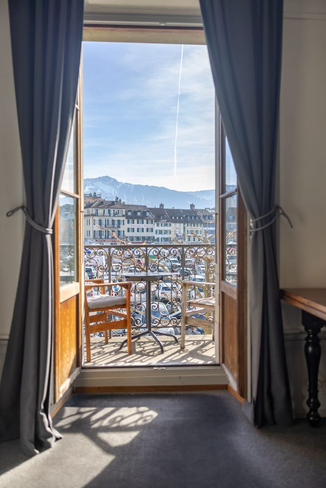 Фото Vevey Hotel & Guesthouse
