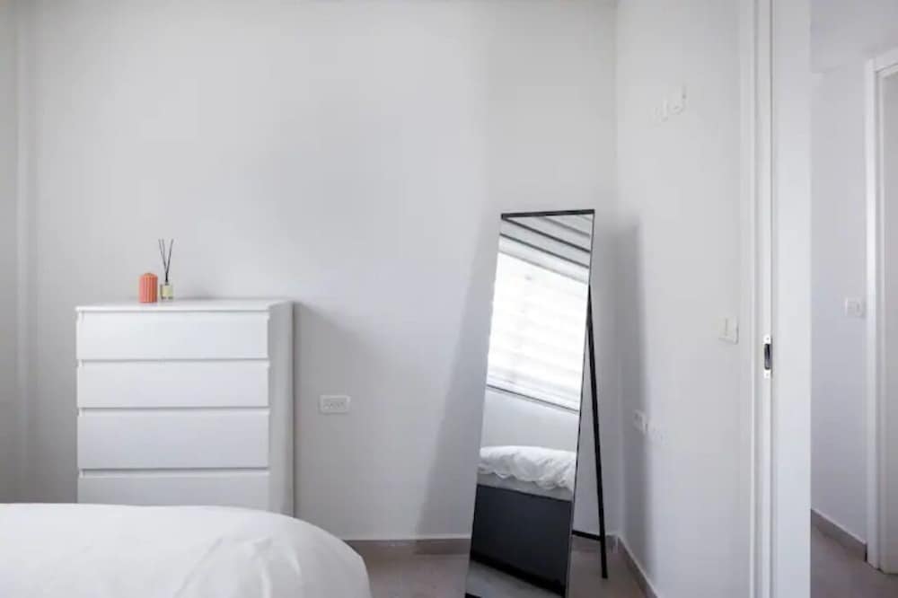 Фото Top Penthouse & Jacuzzi On The Beach