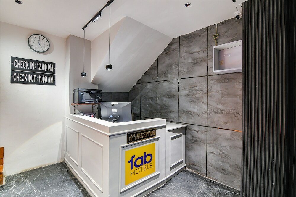 Фото Fabhotel Sivalika Inn