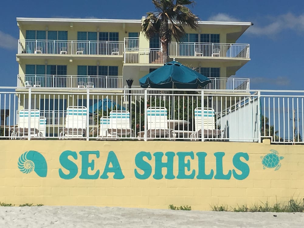 Фото Sea Shells Beach Club