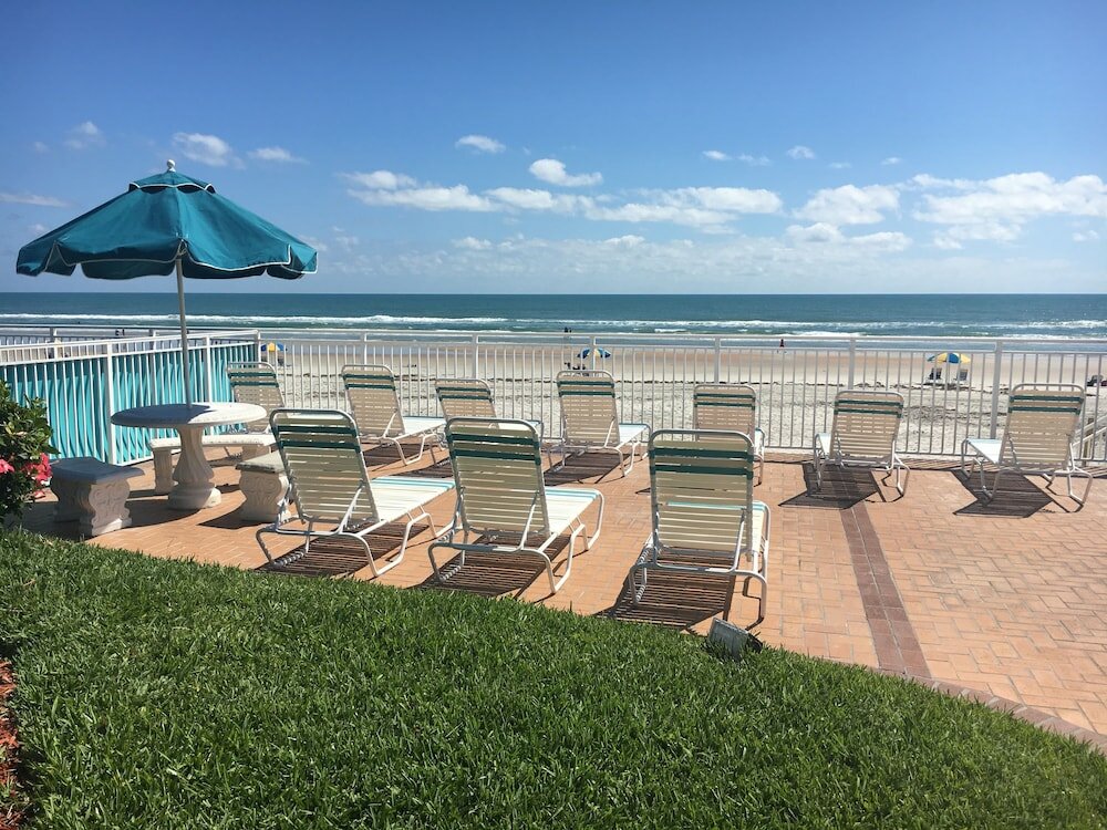 Фото Sea Shells Beach Club