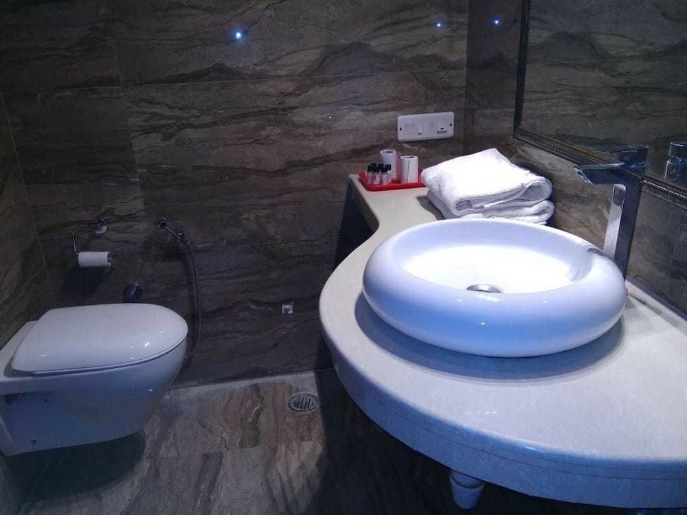 Фото Hotel Cj International