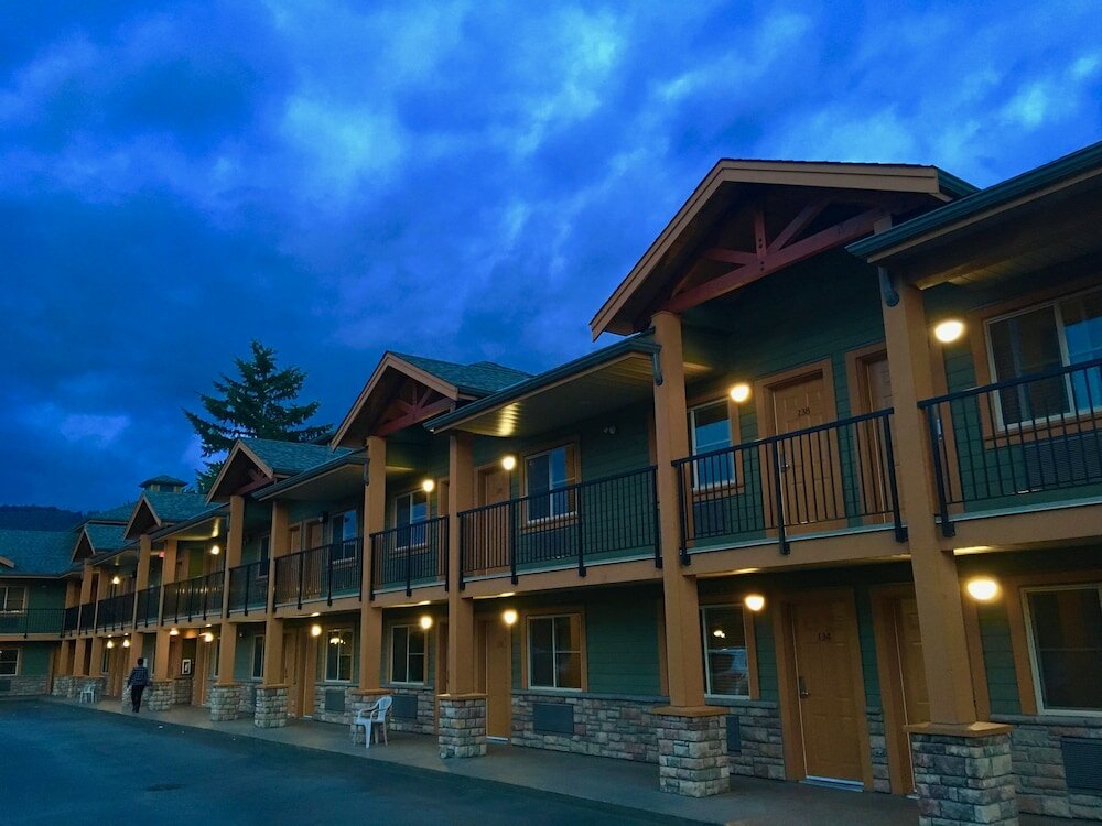 Фото отеля 2