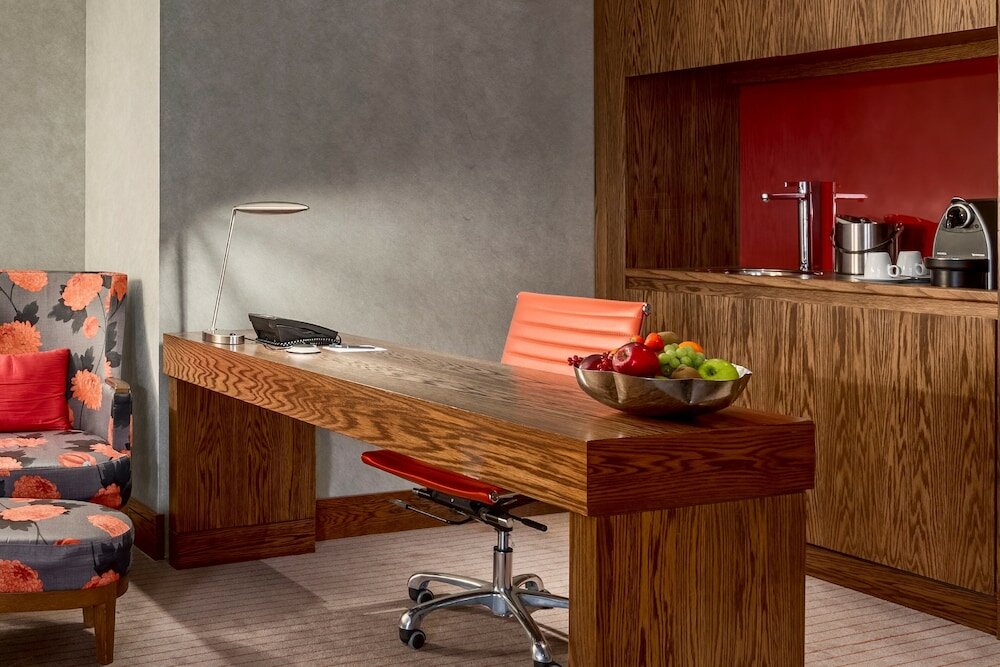 Фото Hilton The Hague