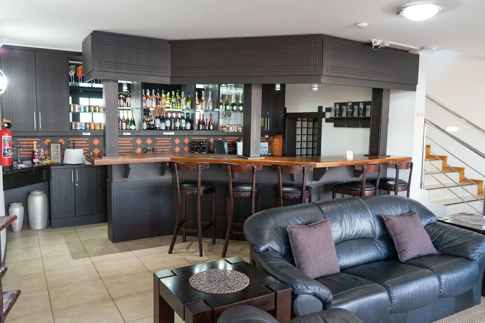 Фото Bar T Nique Guest House