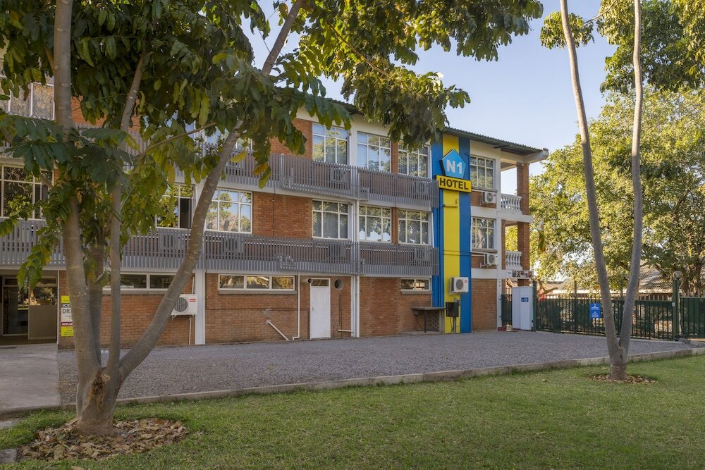 Фото The N1 Hotel & Campsite Victoria Falls