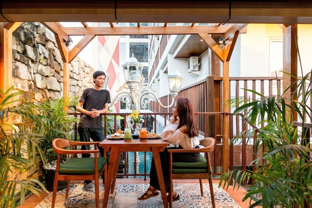 Фото Hadi Poetra Hotel