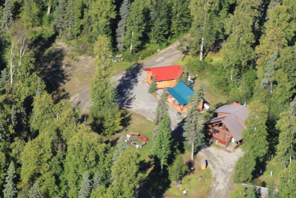Фото Meandering Moose Lodging