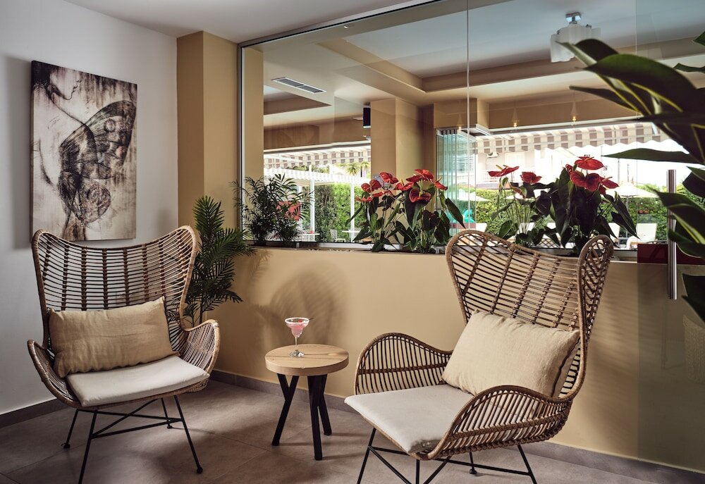 Фото Cactus Hotel