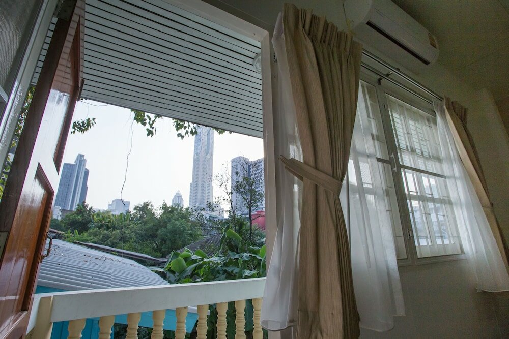 Фото The Bangkokians City Garden Home