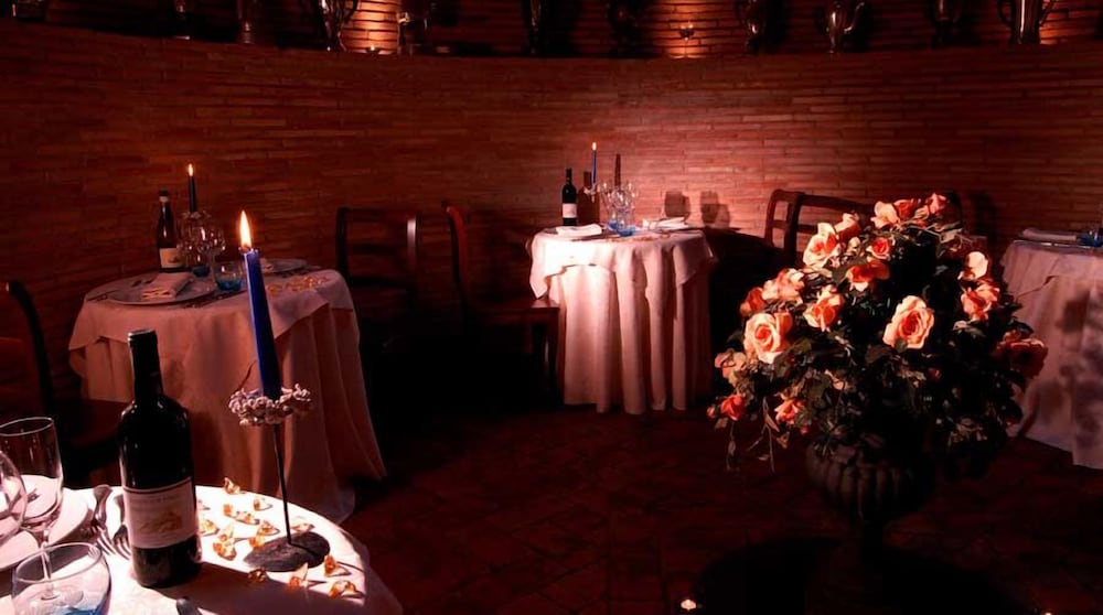 Фото Agriturismo Monte Due Torri