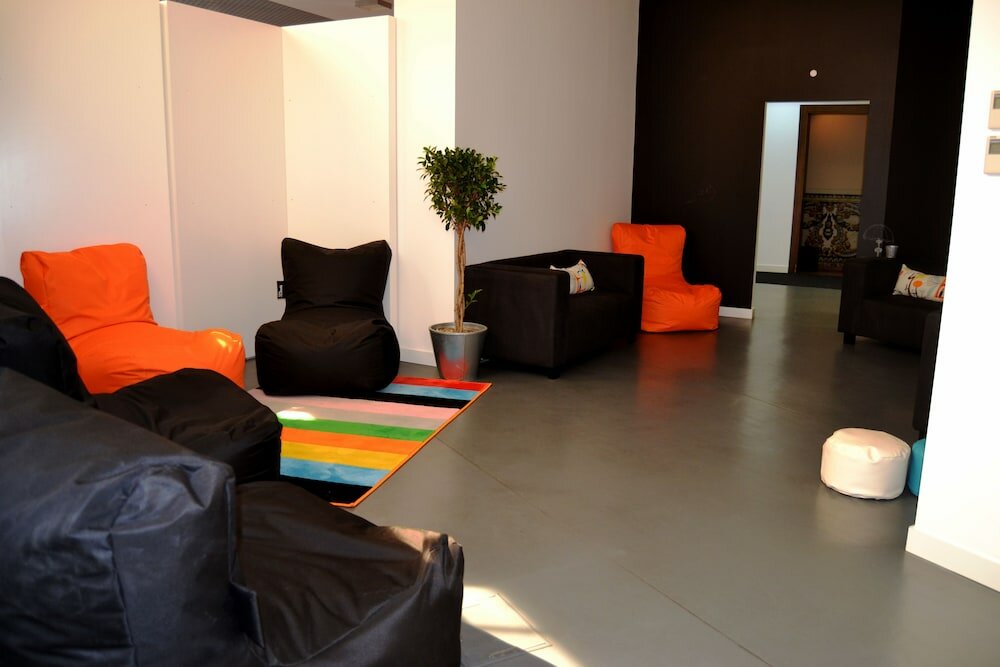 Фото Coimbra Portagem Hostel