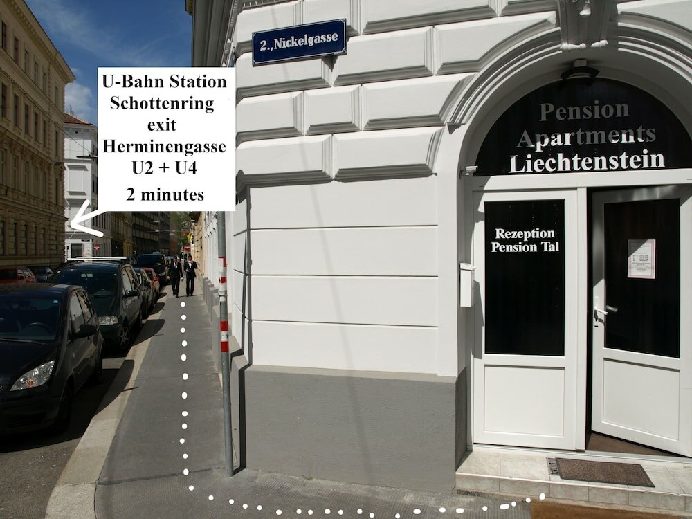 Фото Pension Liechtenstein Apartments II